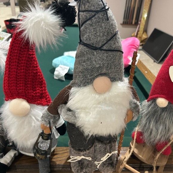 Holiday Christmas Gnome Decorations Lot Bundle of 7 GUC - Picture 5 of 6